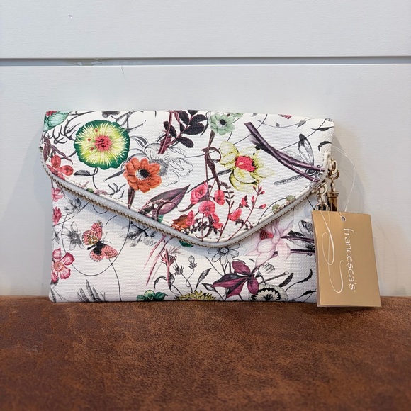 Francesca's Collections Handbags - NWT Francesca's Romantic Floral Envelope Clutch Bag Gold Chain Chic Elegant